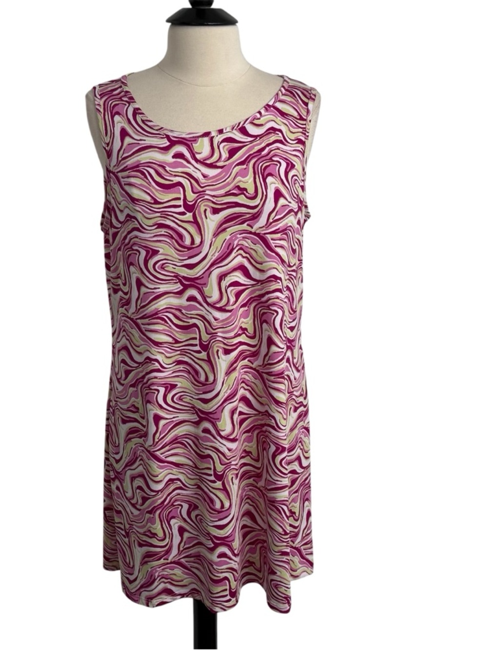 Lexington Avenue, Sleeveless Pullover Shift Dress, Vibrant Swirl‎ Marble Print
